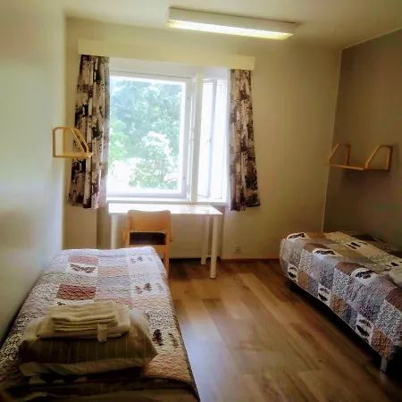 Hostel Vanha Koulu Monola