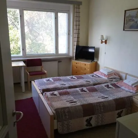 Hostel Vanha Koulu *