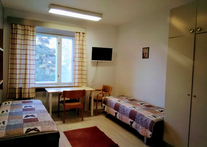 Vanha Koulu Hostel *