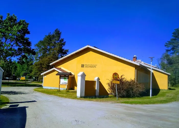 Vandrarhem Vanha Koulu *