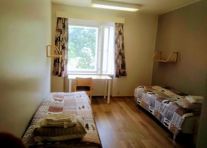 Vandrerhjem Vanha Koulu Monola